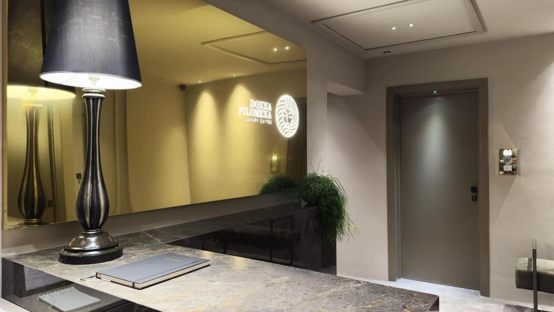 Donna Filomena Luxury Suites 카타니아 게스트하우스