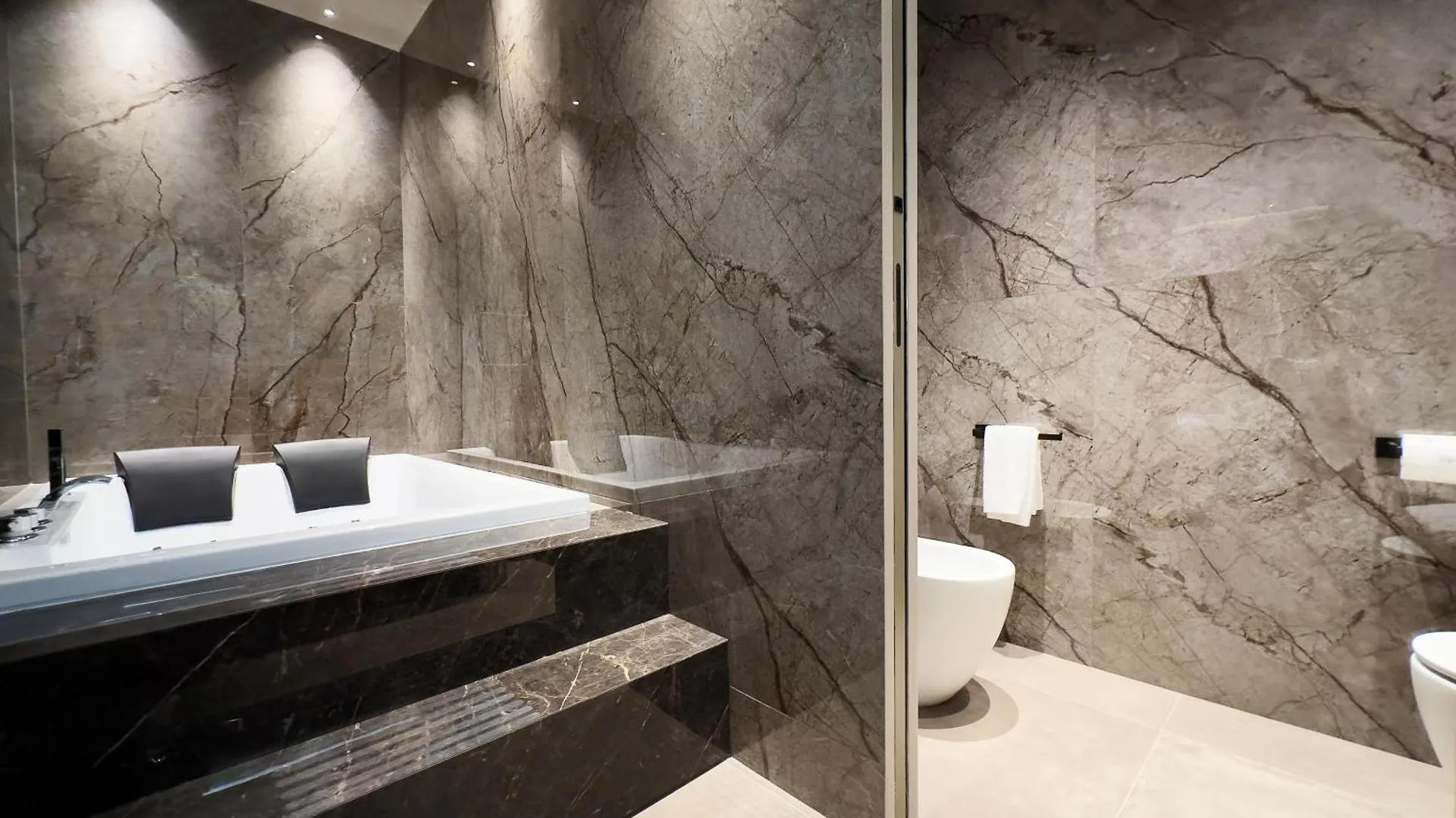 Donna Filomena Luxury Suites 카타니아 이탈리아