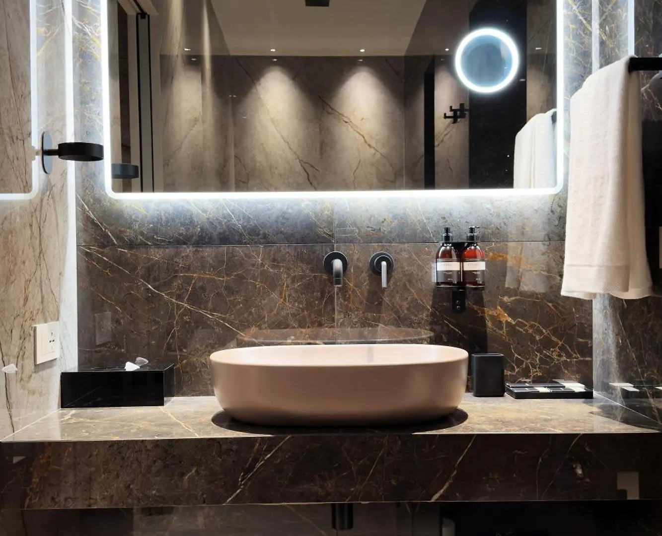 Donna Filomena Luxury Suites 카타니아 게스트하우스