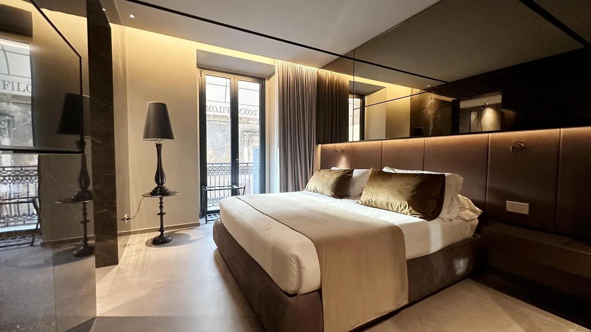 Donna Filomena Luxury Suites 카타니아